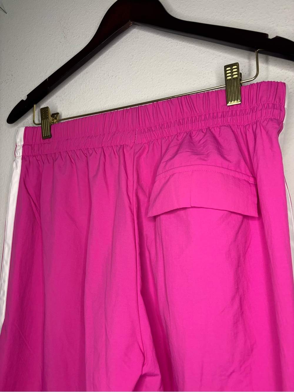 ADIDAS NWT PINK WIDE LEG WINDBREAKER TRACK PANTS SZ MEDIUM - Picture 5 of 7